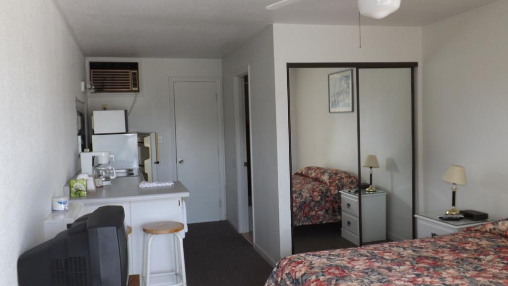 Twin Lakes Inn Bull Shoals Habitación foto