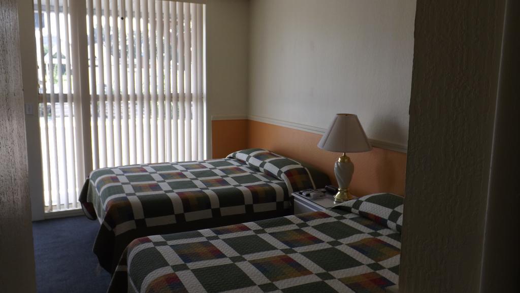 Twin Lakes Inn Bull Shoals Habitación foto