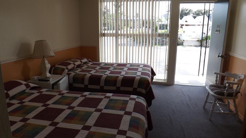 Twin Lakes Inn Bull Shoals Habitación foto