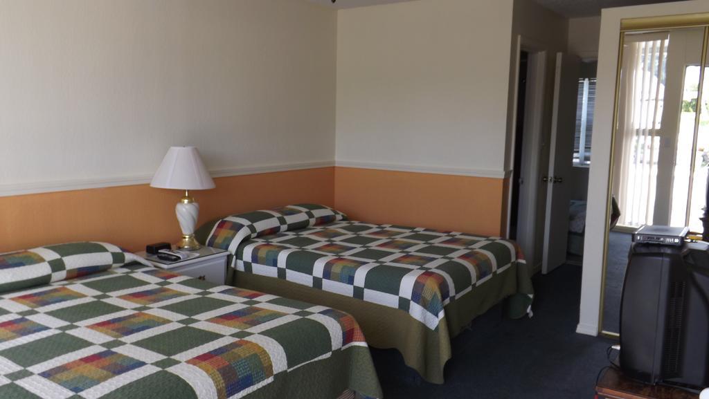 Twin Lakes Inn Bull Shoals Habitación foto